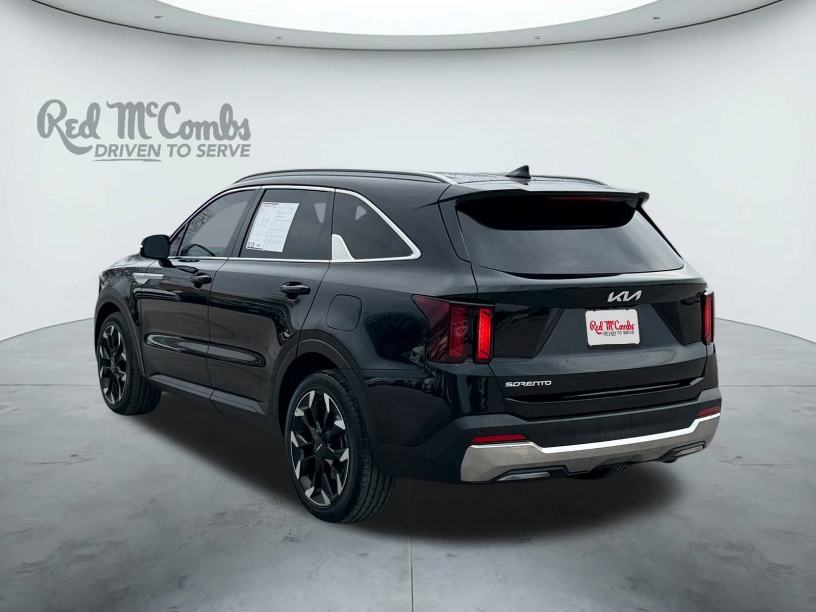 Used 2024 Kia Sorento EX image 3
