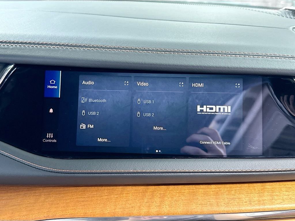 Used 2023 Jeep Grand Cherokee Summit AWD/4WD image 20