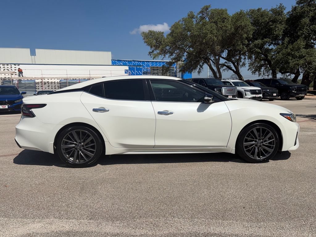 Used 2019 Nissan Maxima Platinum w/ Reserve Package FWD image 4