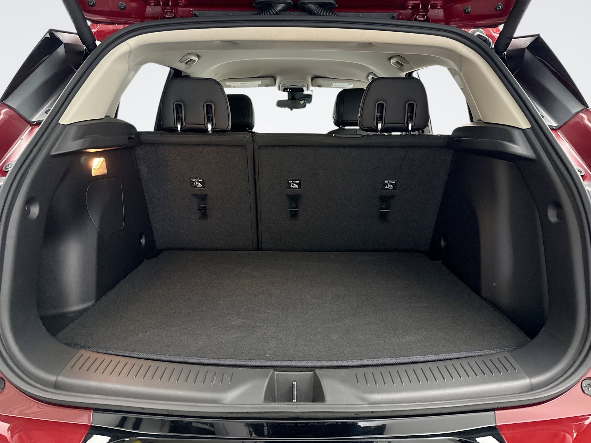 Used 2025 Buick Encore GX Sport Touring w/ Comfort Package image 18