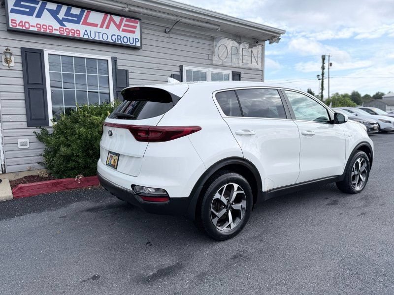 Used 2020 Kia Sportage LX AWD/4WD image 2