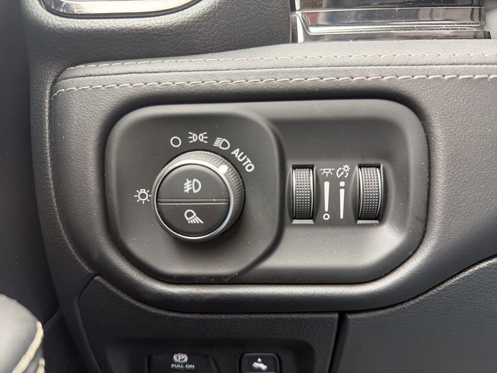 Certified 2026 RAM 1500 Limited AWD/4WD image 23
