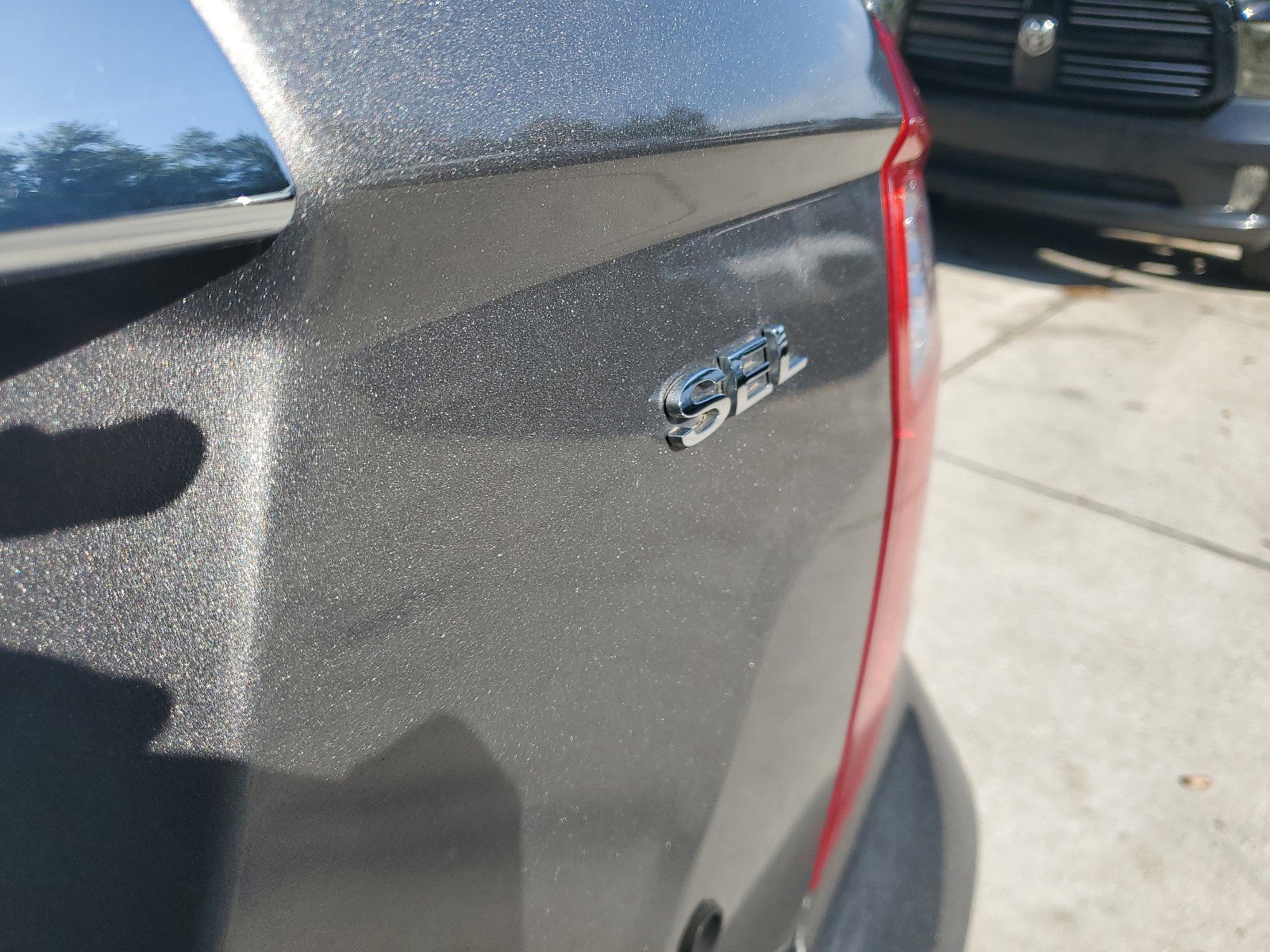 Used 2012 Ford Fusion SEL FWD image 6