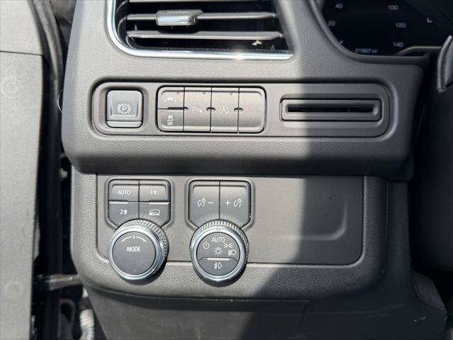 Used 2023 GMC Yukon XL SLE AWD/4WD image 22
