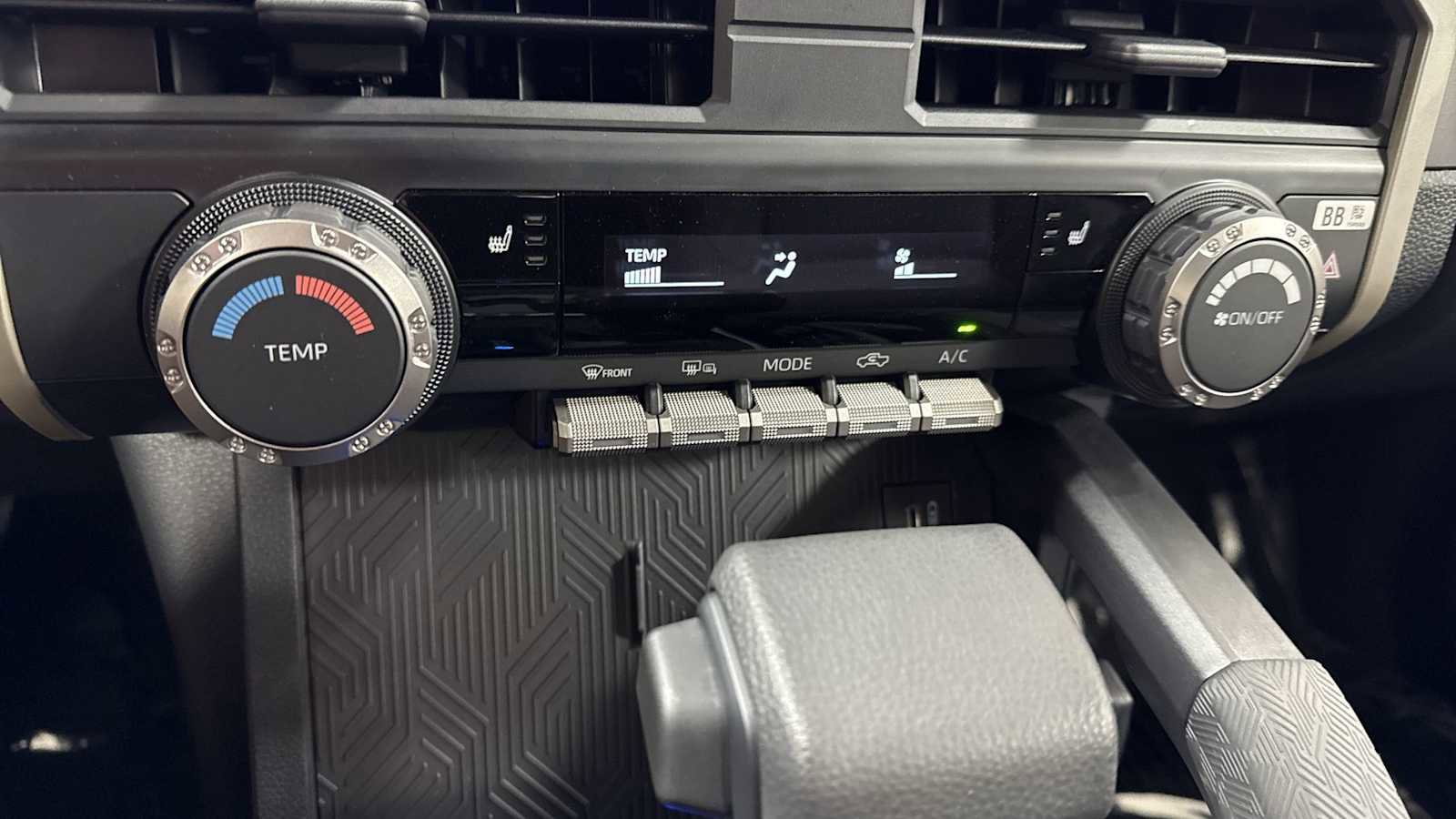 New 2025 Toyota Tacoma SR5 image 21