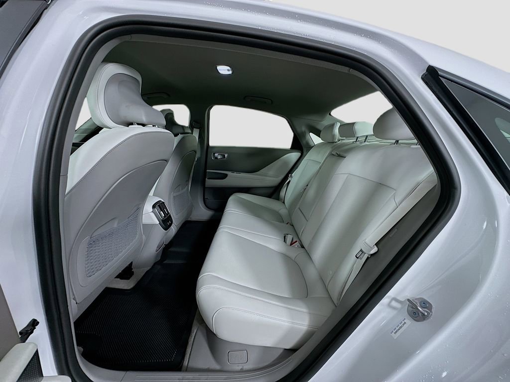 New 2025 Hyundai Ioniq 6 SEL image 17