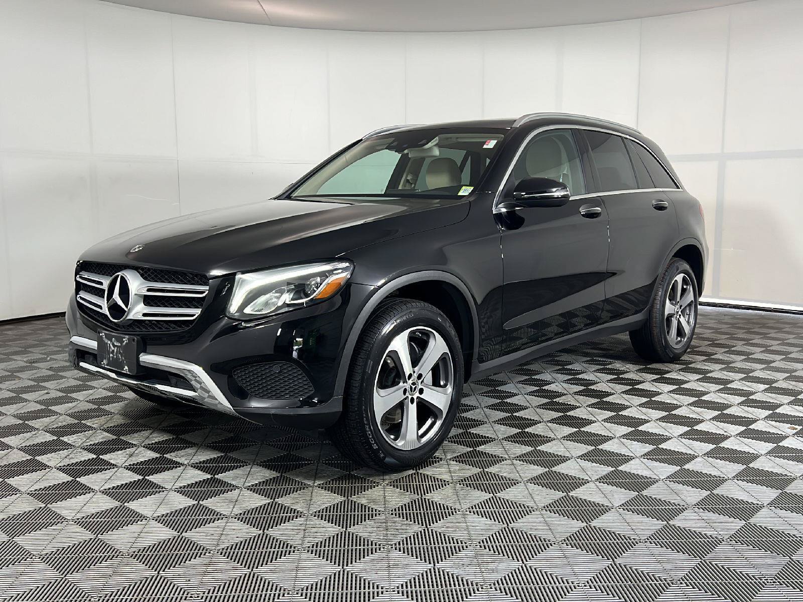 Used 2019 Mercedes-Benz GLC 300 4MATIC image 12