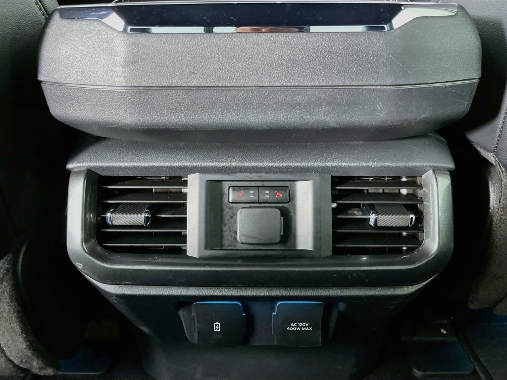 Used 2023 Ford F150 Lariat w/ Equipment Group 502A High AWD/4WD image 34