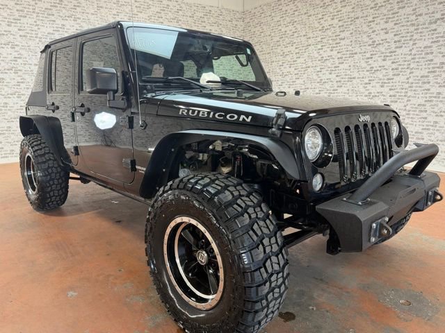 Used 2017 Jeep Wrangler Unlimited Rubicon w/ Connectivity Group AWD/4WD image 7