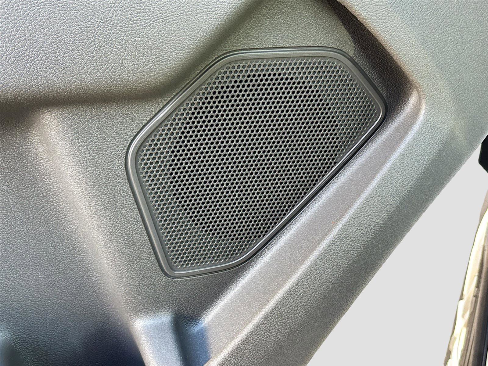 Used 2023 Ford Transit 350 XLT RWD image 21