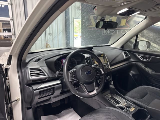 Used 2021 Subaru Forester Premium AWD/4WD image 5