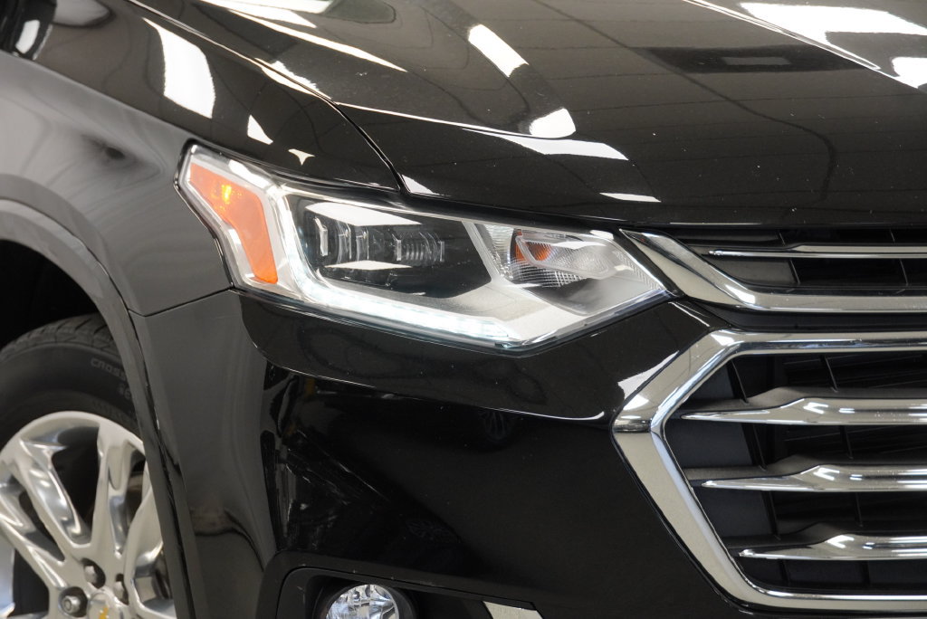 Used 2019 Chevrolet Traverse High Country w/ LPO, Floor Liner Package AWD/4WD image 9