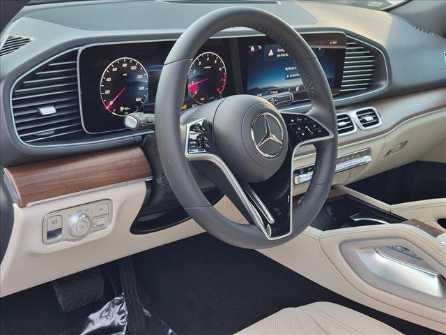 New 2026 Mercedes-Benz GLE 580 4MATIC image 3
