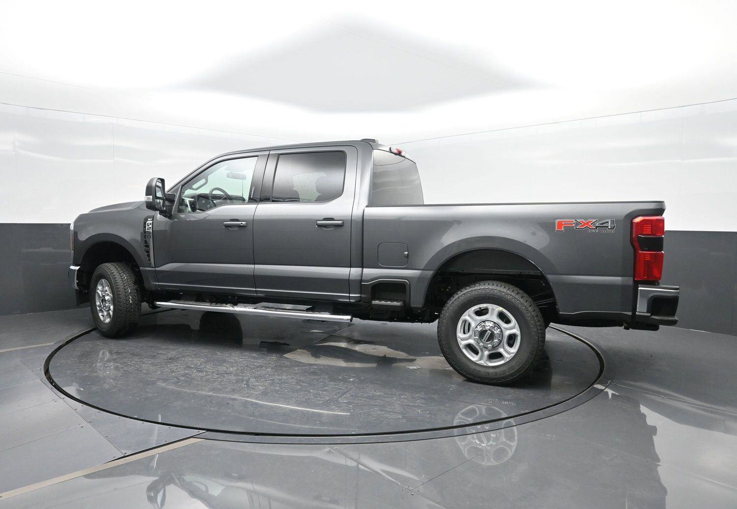 New 2026 Ford F250 XLT image 40