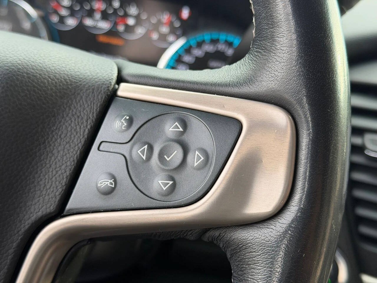Used 2019 GMC Yukon XL Denali w/ Open Road Package AWD/4WD image 34