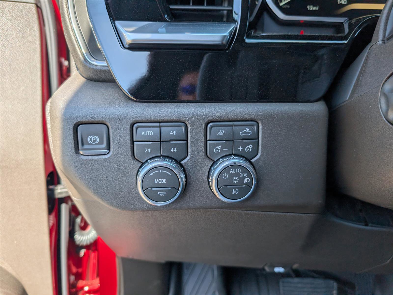 New 2026 GMC Sierra 1500 SLT w/ SLT Premium Plus Package image 13