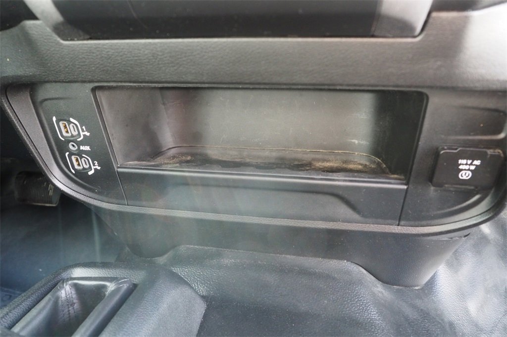 Used 2024 RAM 2500 Tradesman w/ Chrome Appearance Group image 25