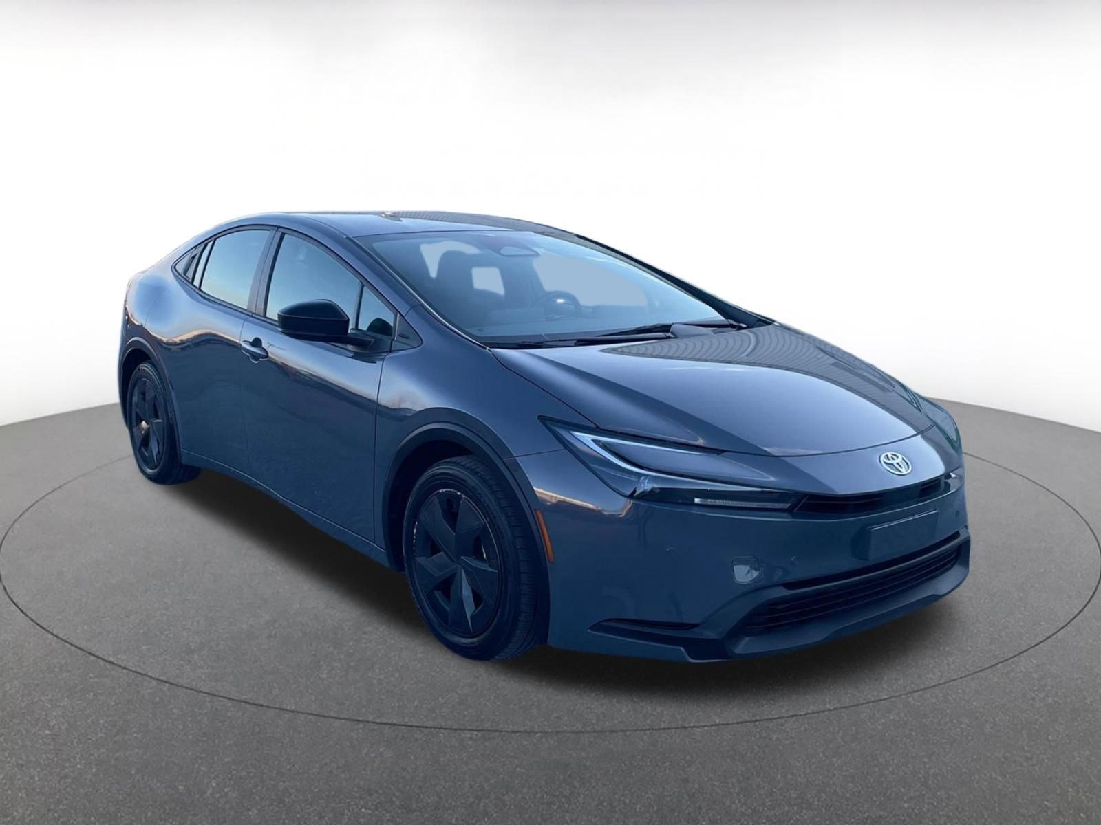 Used 2025 Toyota Prius LE