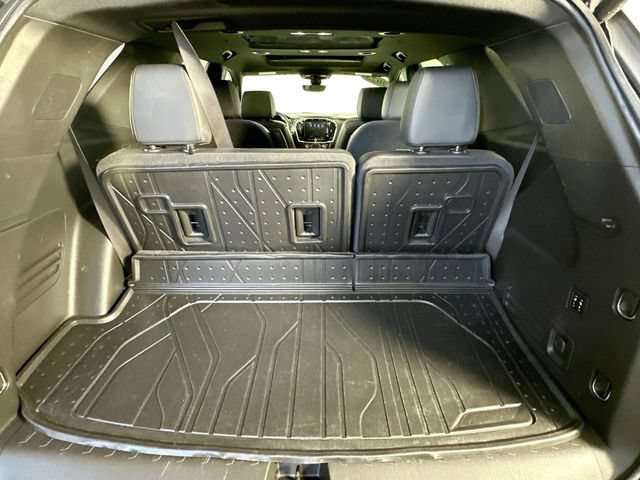 Used 2023 Chevrolet Traverse High Country w/ LPO, Floor Liner Package AWD/4WD image 34