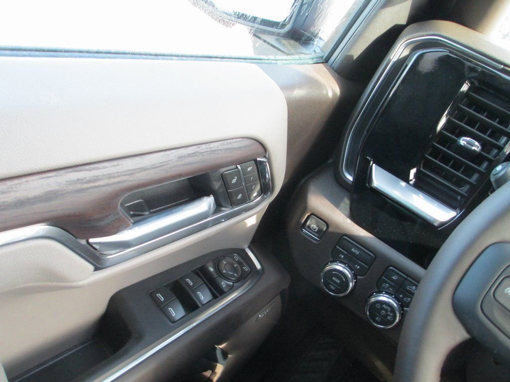 New 2026 GMC Sierra 1500 SLT w/ SLT Premium Package image 15