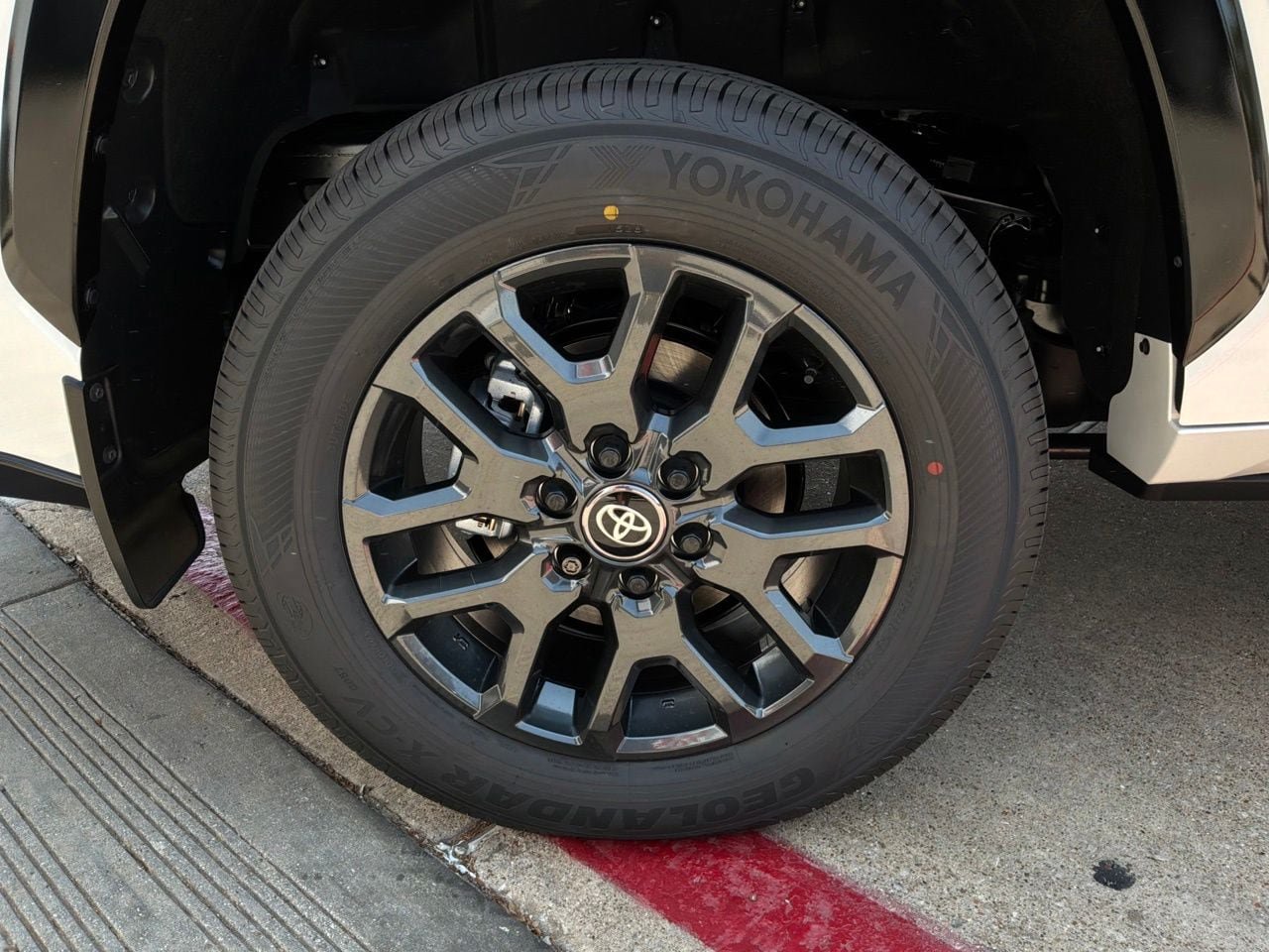 New 2026 Toyota Sequoia Platinum AWD/4WD image 8