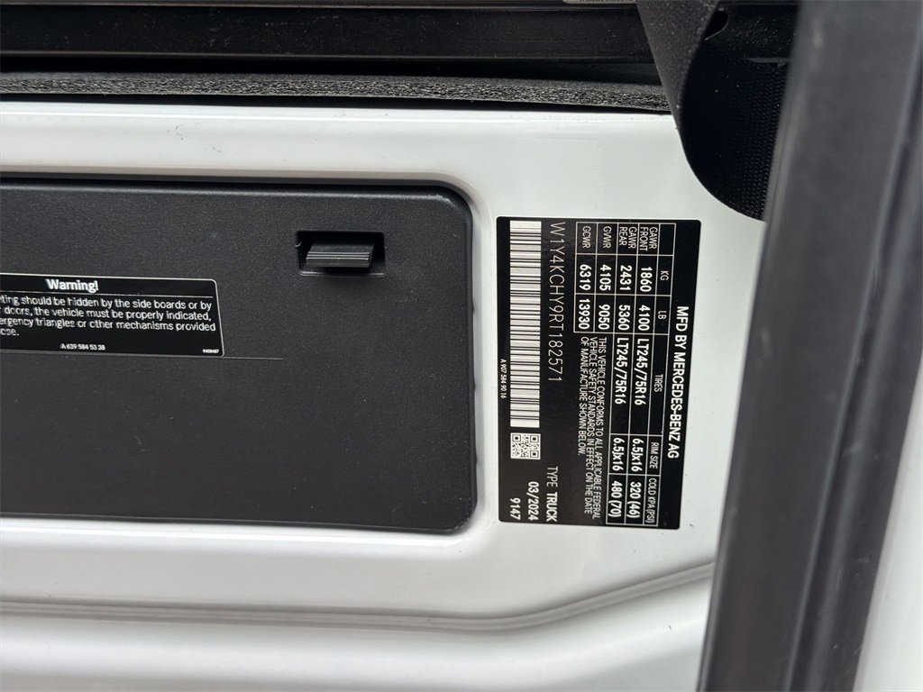 Used 2024 Mercedes-Benz Sprinter 2500 image 6