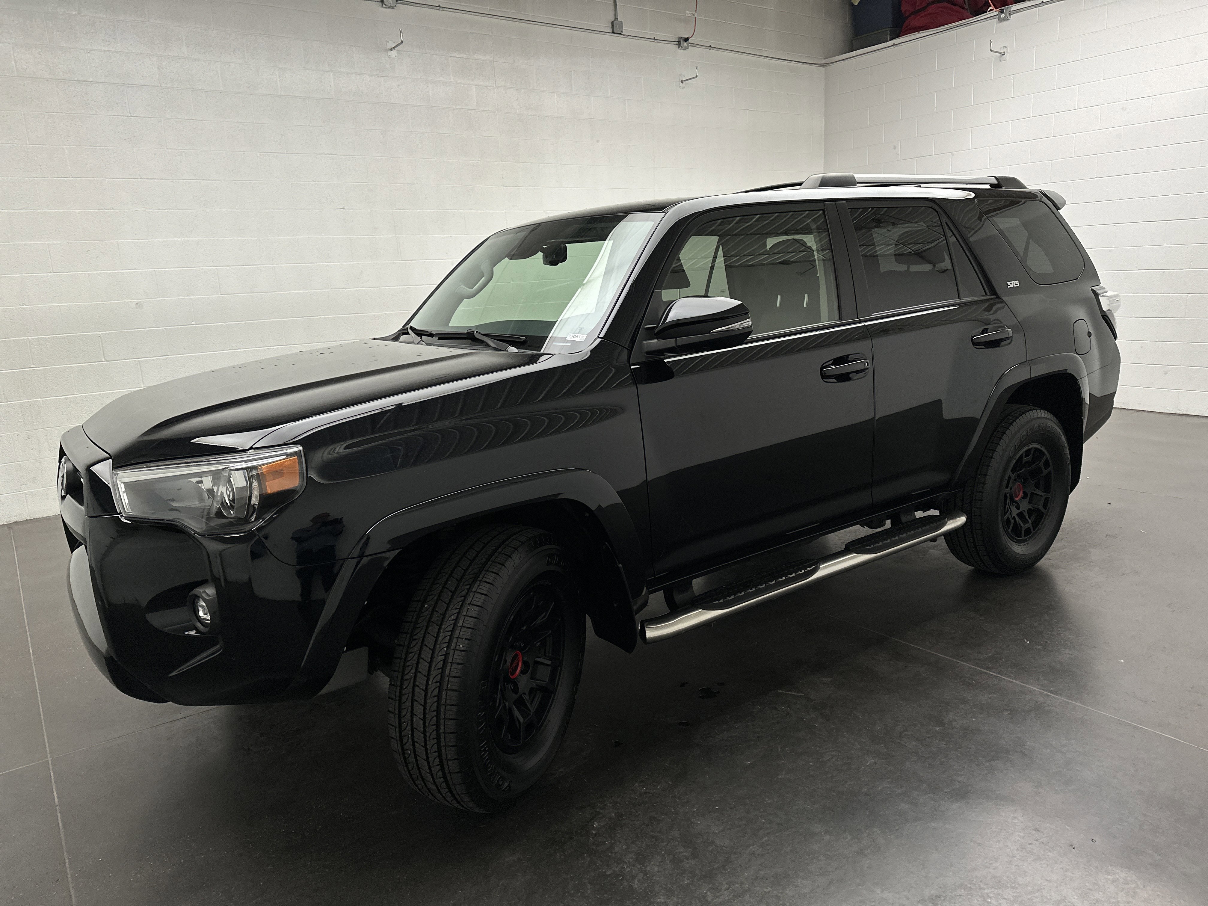 Used 2022 Toyota 4Runner SR5 Premium w/ TRD Black Wheel Package (TMS) image 4