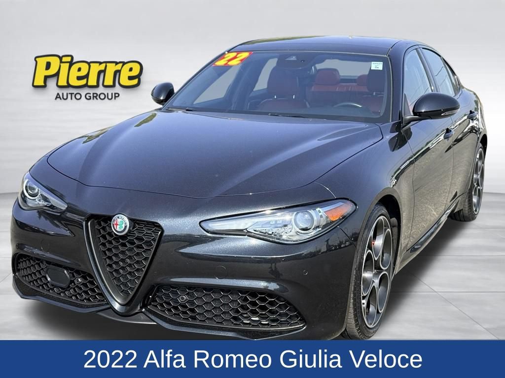Used 2022 Alfa Romeo Giulia Veloce RWD 360° Tour