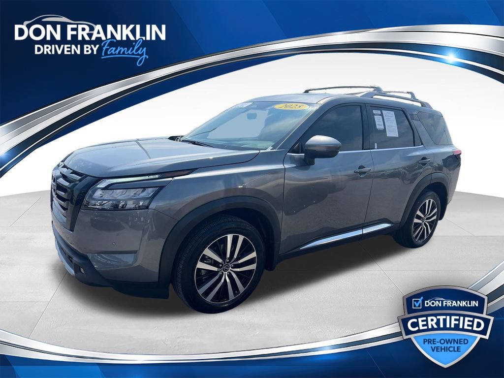 Used 2025 Nissan Pathfinder Platinum w/ Black Appearance Package