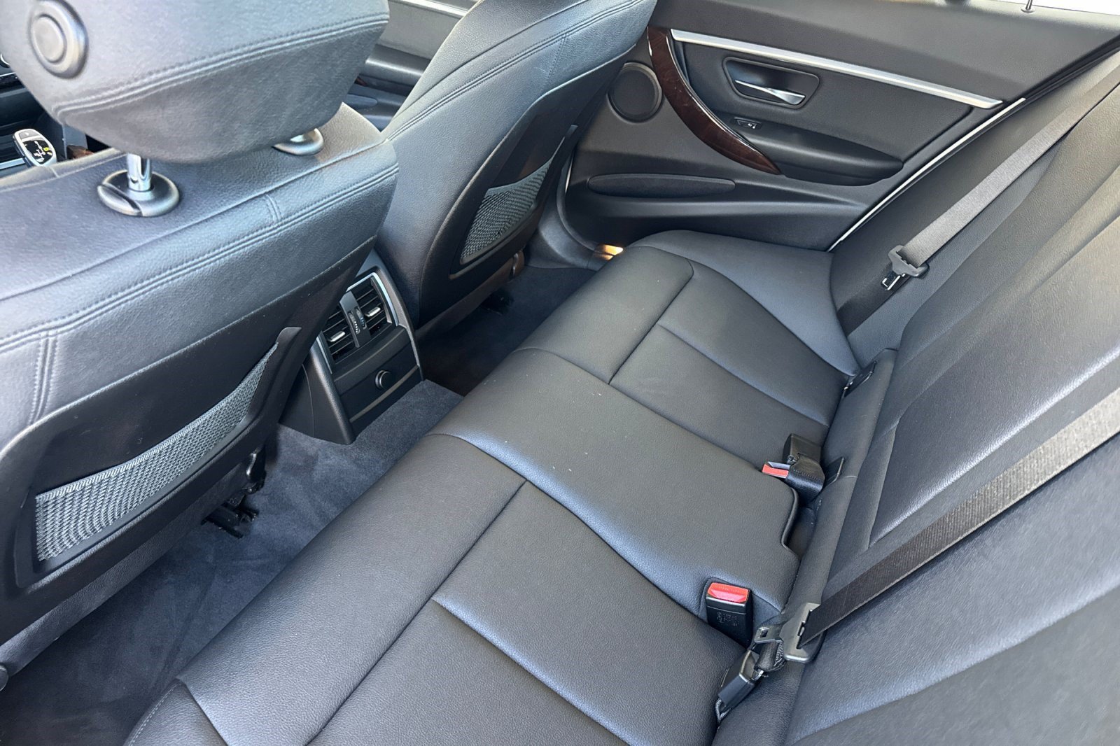 Used 2018 BMW 330i Sedan RWD image 28