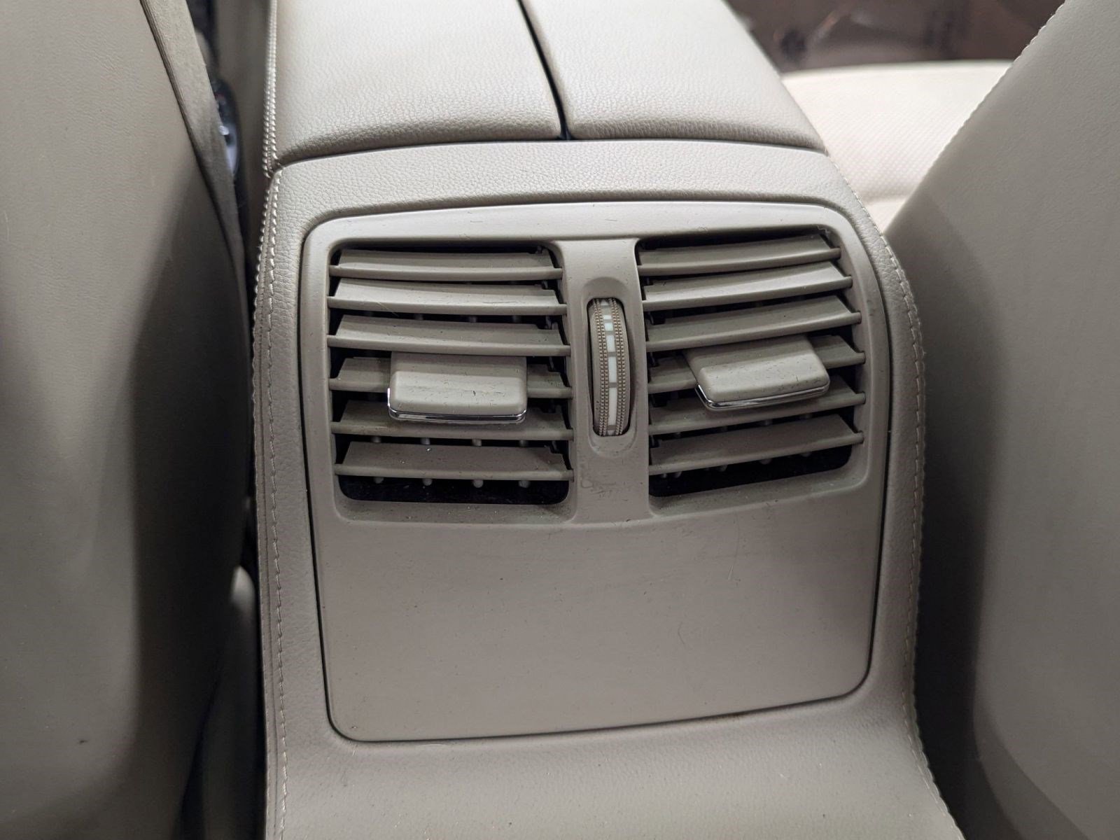 Used 2013 Mercedes-Benz CLS 550 4MATIC image 18