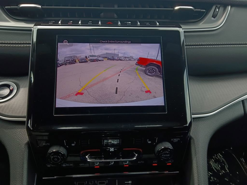 New 2026 Jeep Grand Cherokee Laredo X RWD image 9