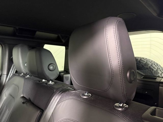 Used 2021 Land Rover Defender 110 X image 25