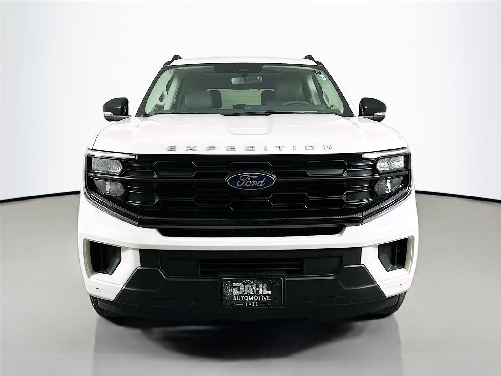 New 2026 Ford Expedition Active image 2