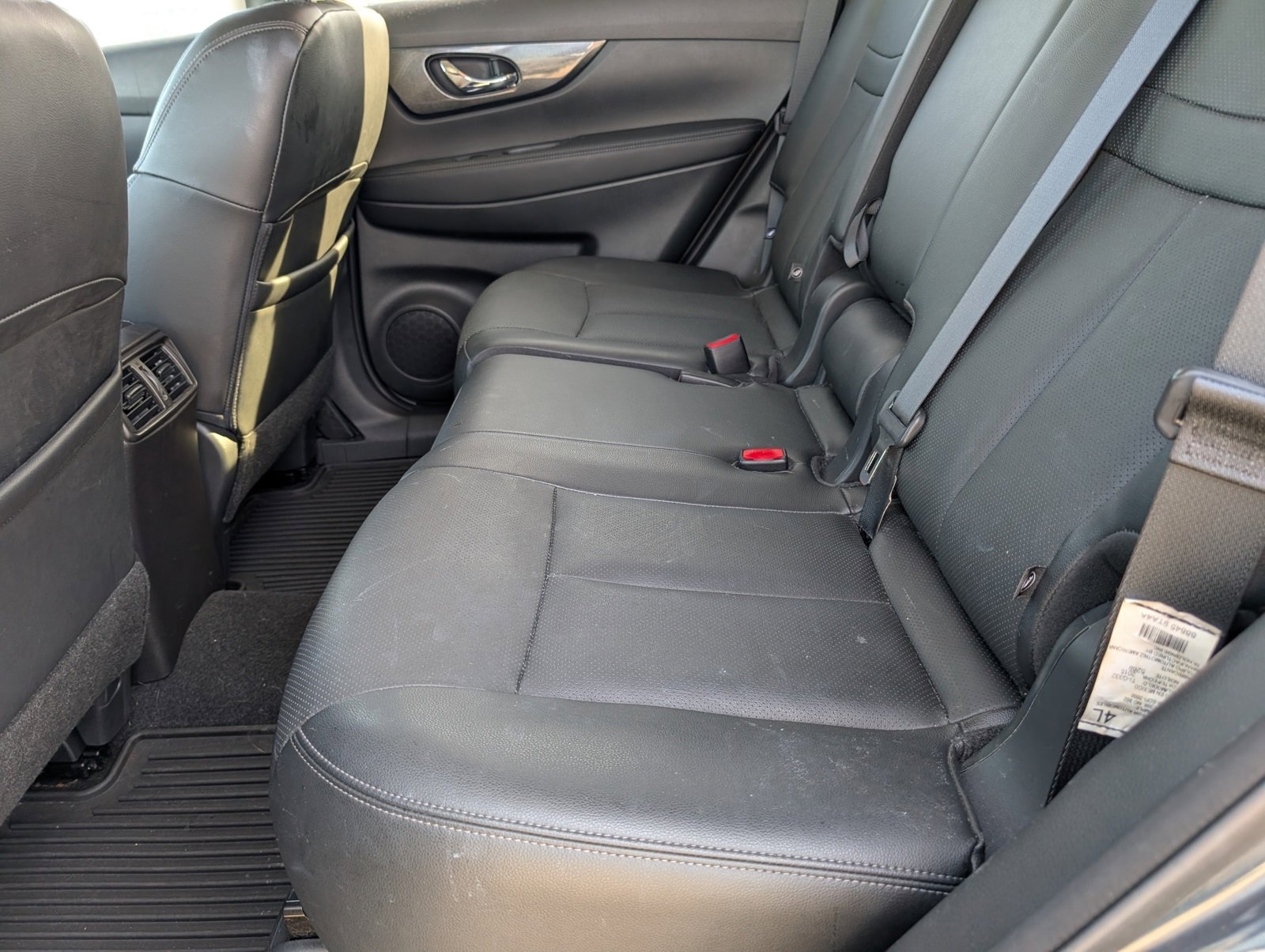 Used 2016 Nissan Rogue SL w/ SL Premium Package image 8