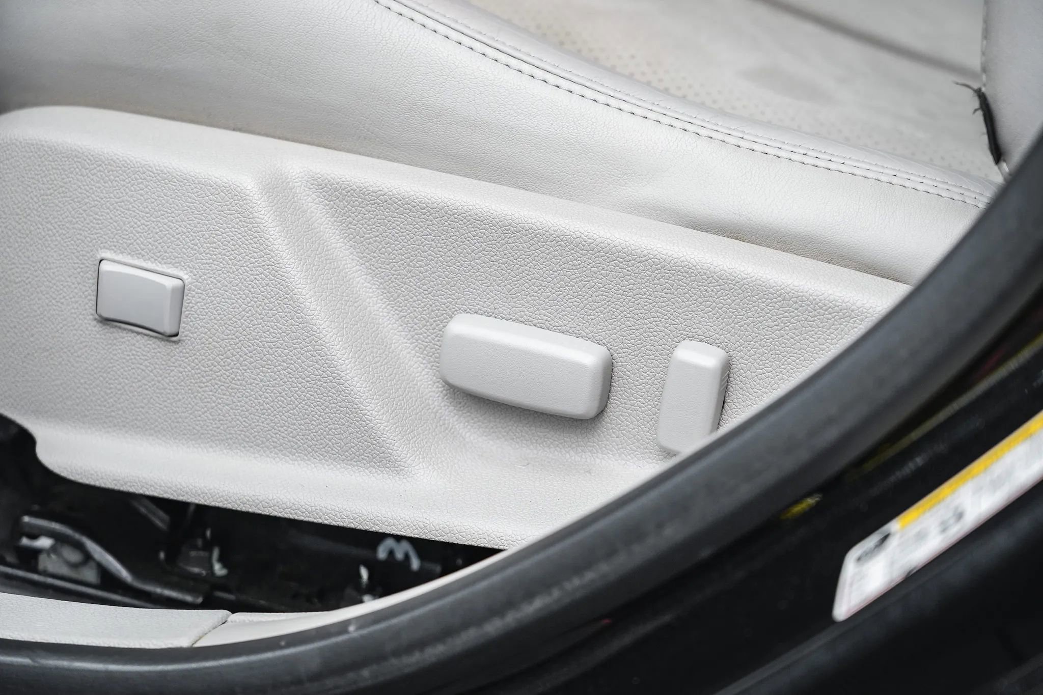 Used 2014 Cadillac CTS V image 40