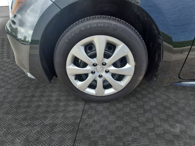 Used 2025 Toyota Corolla LE FWD image 13