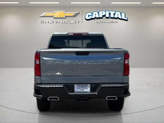 Used 2026 Chevrolet Silverado 1500 LT Trail Boss w/ Convenience Package II AWD/4WD image 4