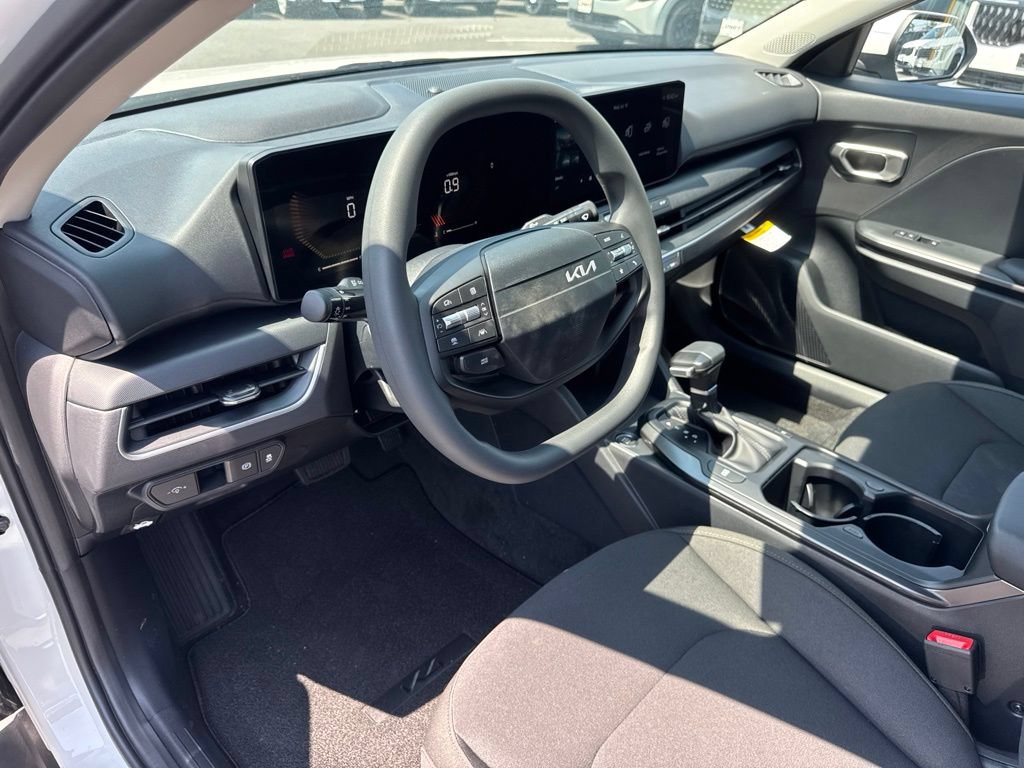 New 2026 Kia K4 FWD image 10