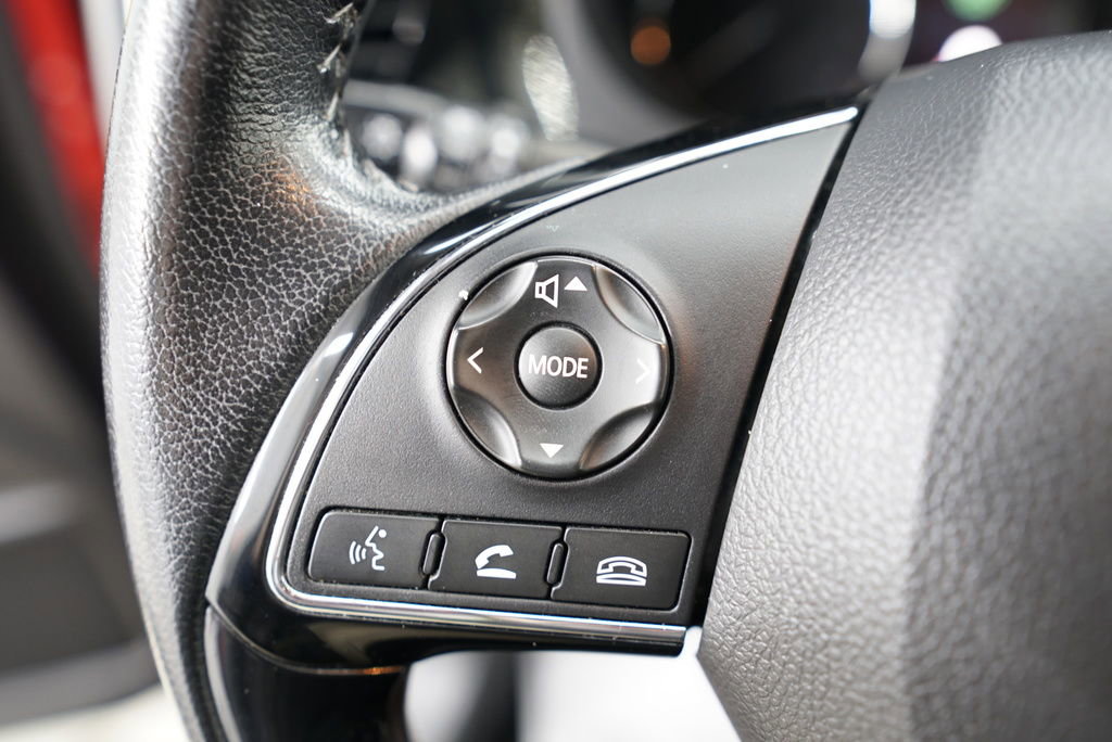 Used 2019 Mitsubishi Outlander SEL AWD/4WD image 25