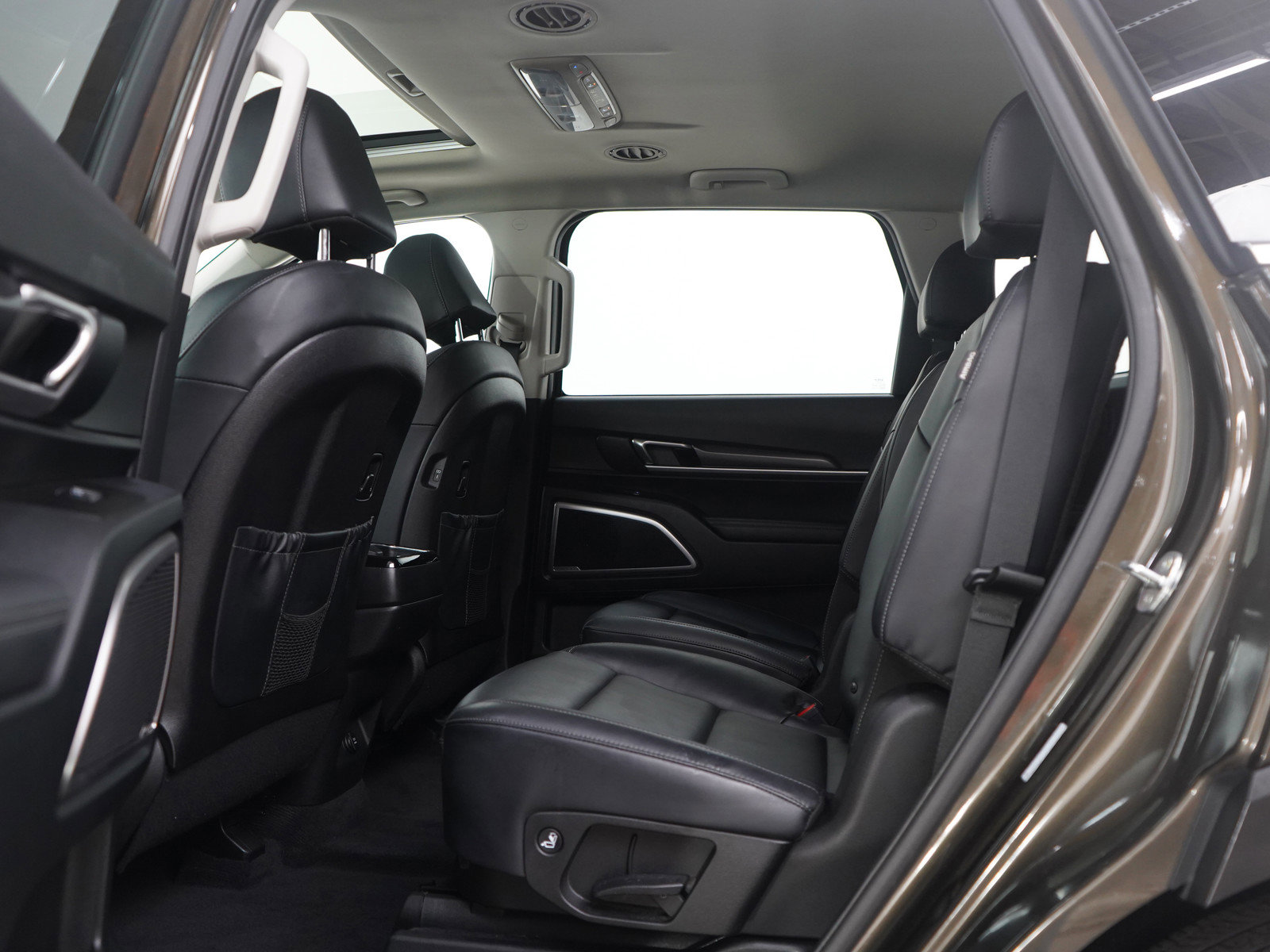 Used 2025 Kia Telluride S image 21