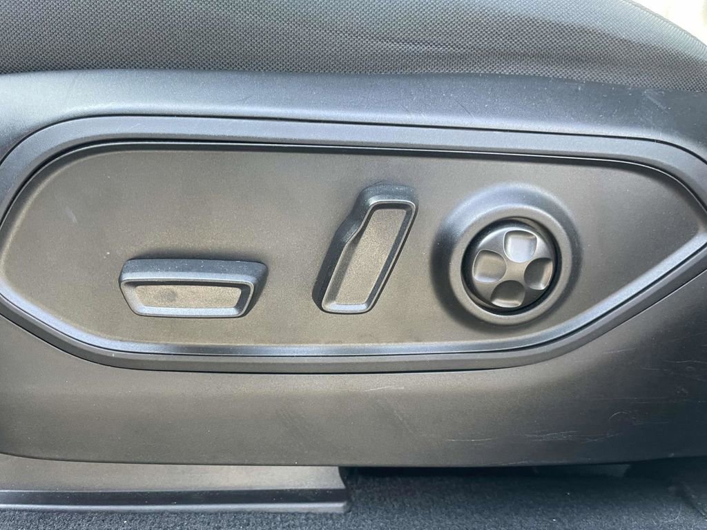 Certified 2025 Jeep Grand Cherokee L Laredo w/ Luxury Tech Group I image 28