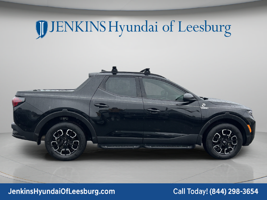Certified 2024 Hyundai Santa Cruz SEL w/ Activity Package FWD image 3