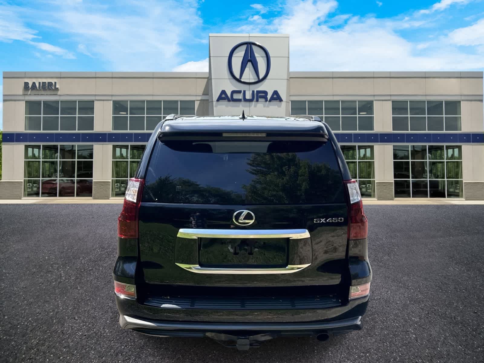 Used 2022 Lexus GX 460 Luxury w/ Sport Design Package AWD/4WD image 4