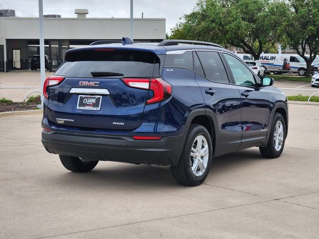 Used 2022 GMC Terrain SLE w/ Driver Convenience Package AWD/4WD image 14