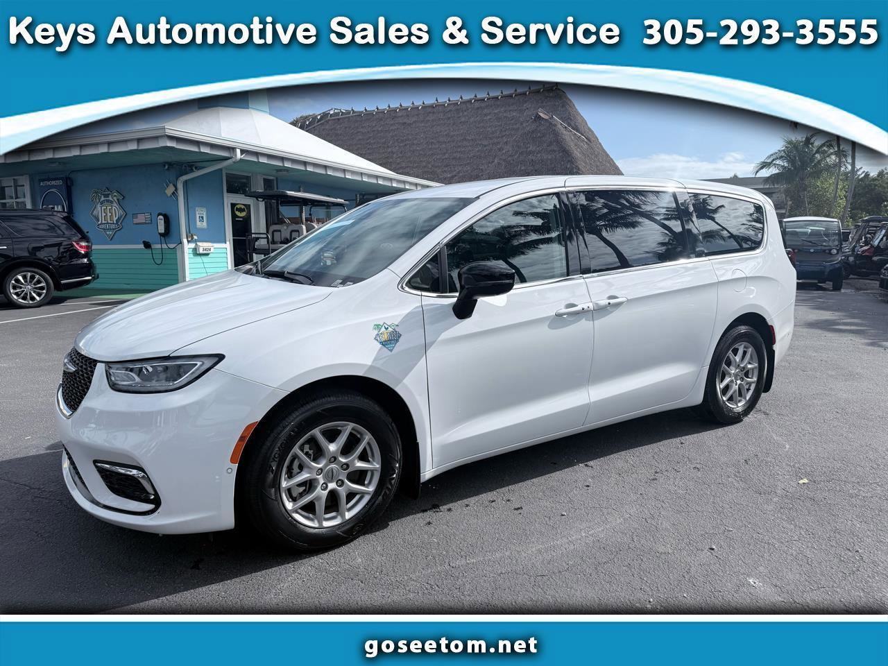 Used 2024 Chrysler Pacifica Touring-L