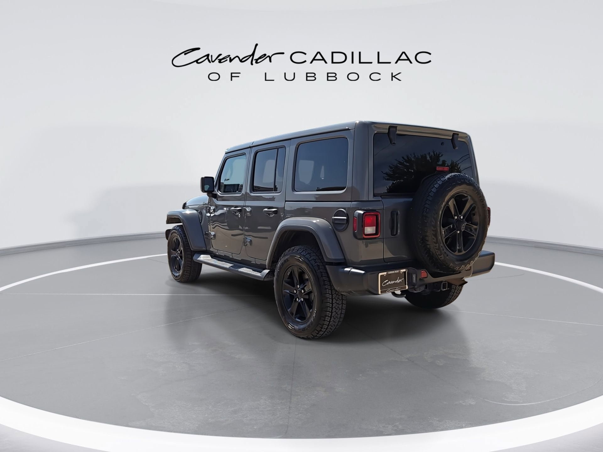 Used 2021 Jeep Wrangler Unlimited Sahara AWD/4WD image 6