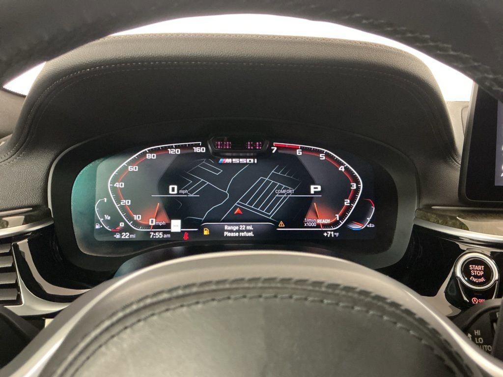 Used 2021 BMW M550i xDrive w/ Dynamic Handling Package image 10