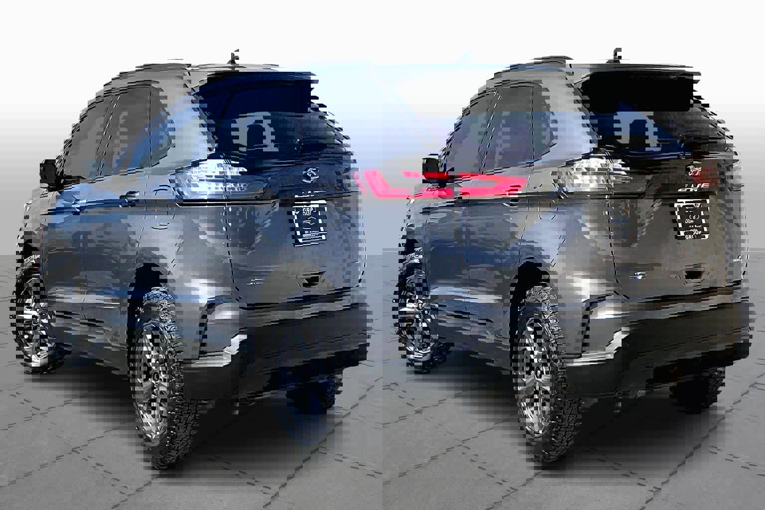 Certified 2023 Ford Edge SEL w/ Sport Appearance Package image 12