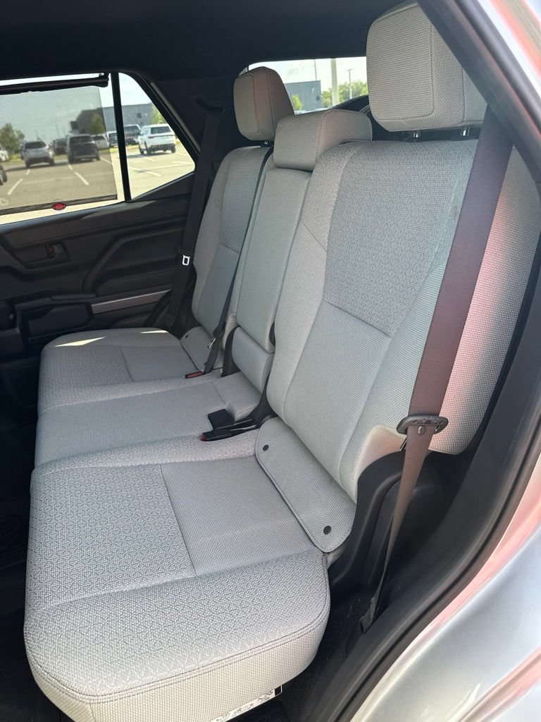 Used 2026 Toyota 4Runner SR5 RWD image 16